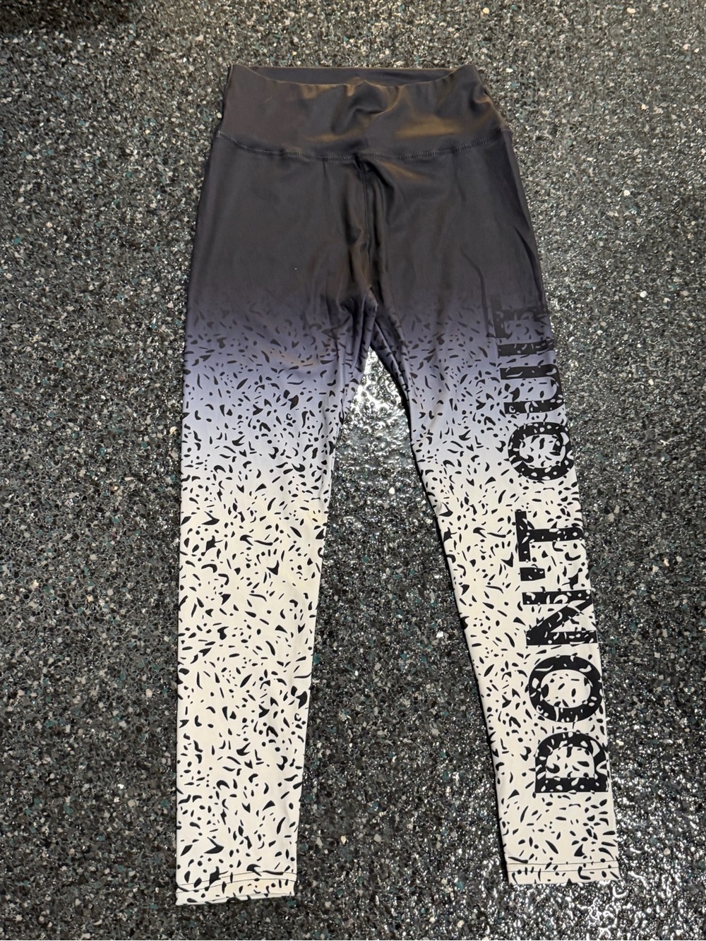 Women’s Medium High Wasted Don’t Quit Leggings